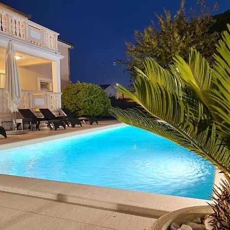 Apartments Saric Biograd Na Moru Exterior photo