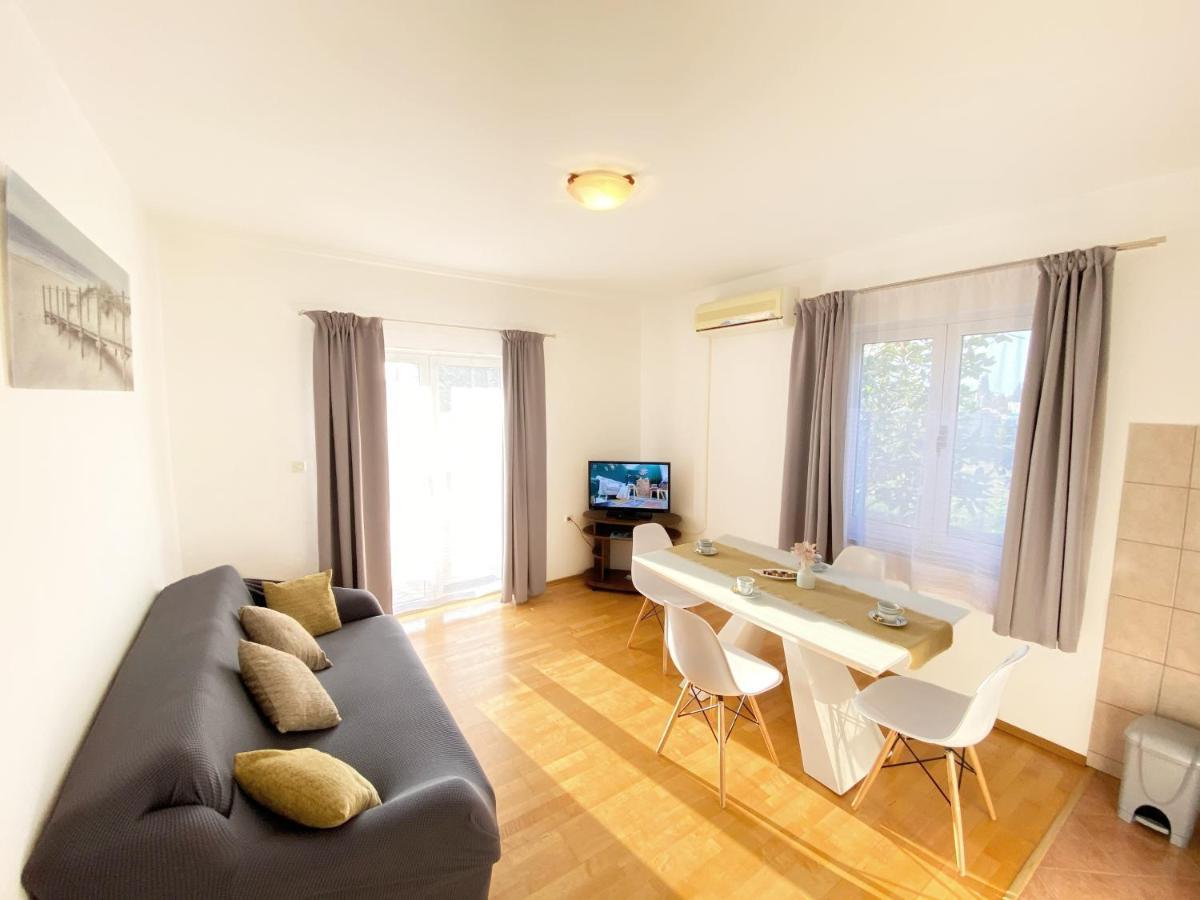 Apartman Saric Biograd Na Moru